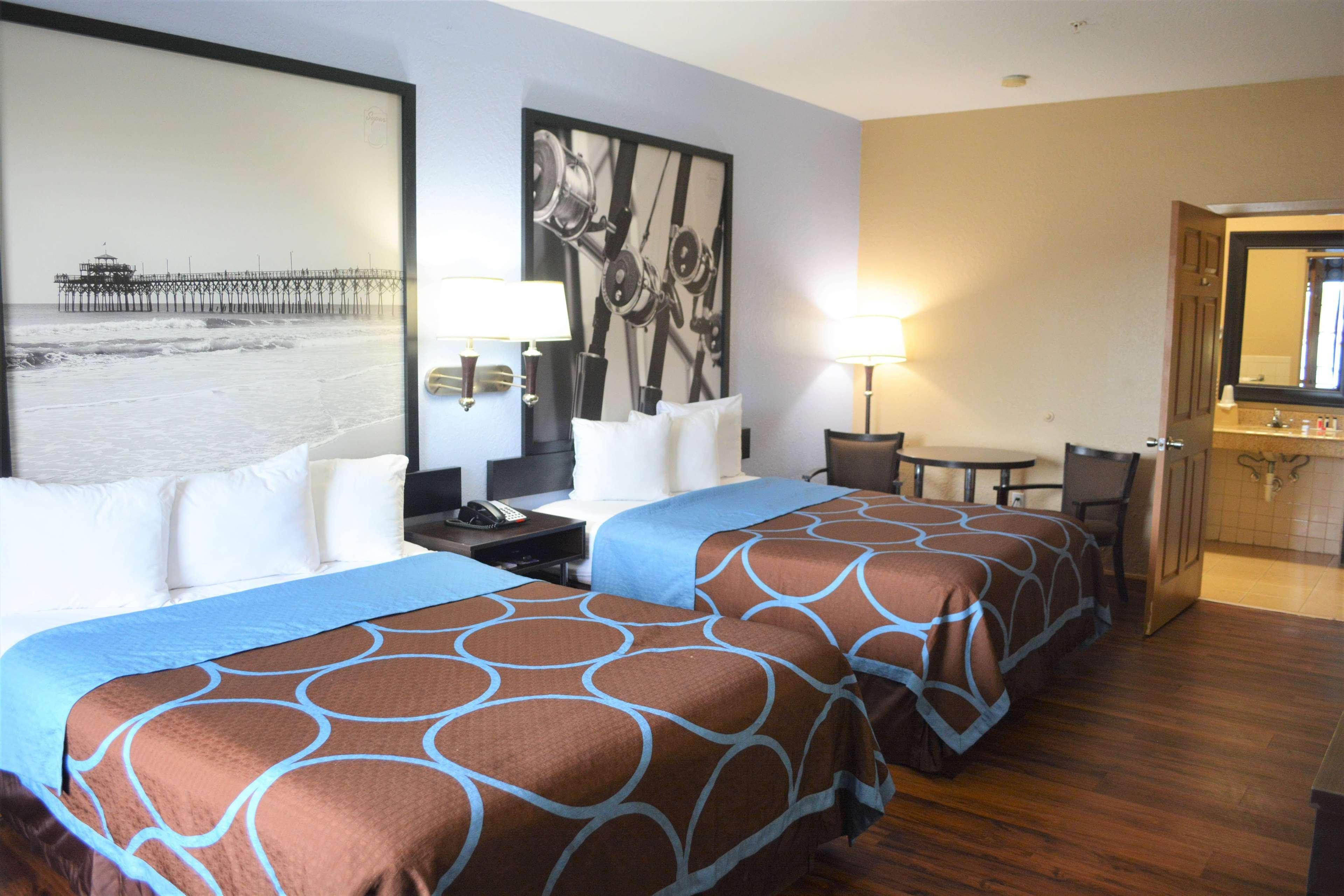 Super 8 By Wyndham Galveston Hotell Exteriör bild